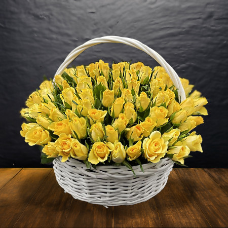 101 жовта троянда у кошику