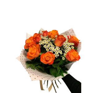 Букет роз с хризантемами